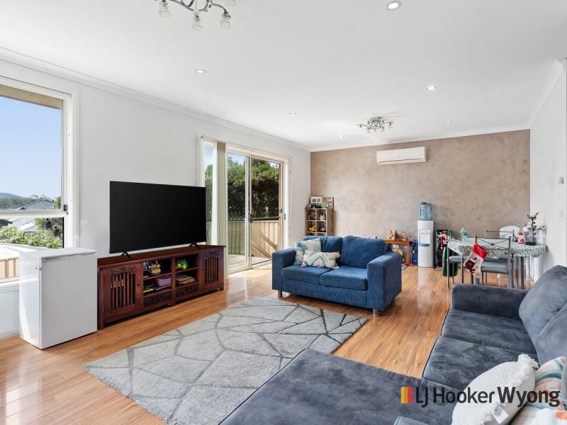 18 Weaver Crescent, Watanobbi NSW 2259