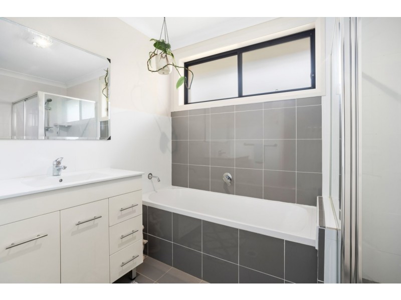 6a Abbey Close, Watanobbi NSW 2259