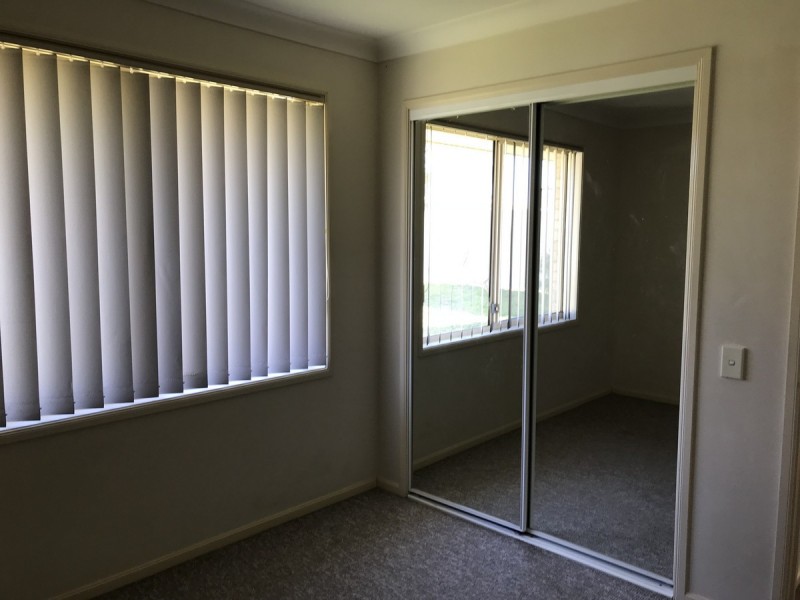 4 Skyhawk Avenue, Hamlyn Terrace NSW 2259