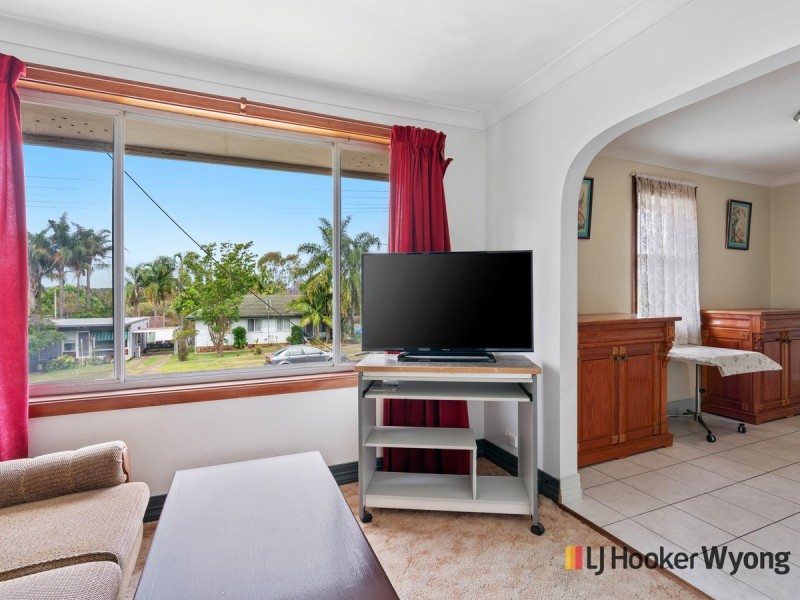 10 Harvey Street, Wyong NSW 2259
