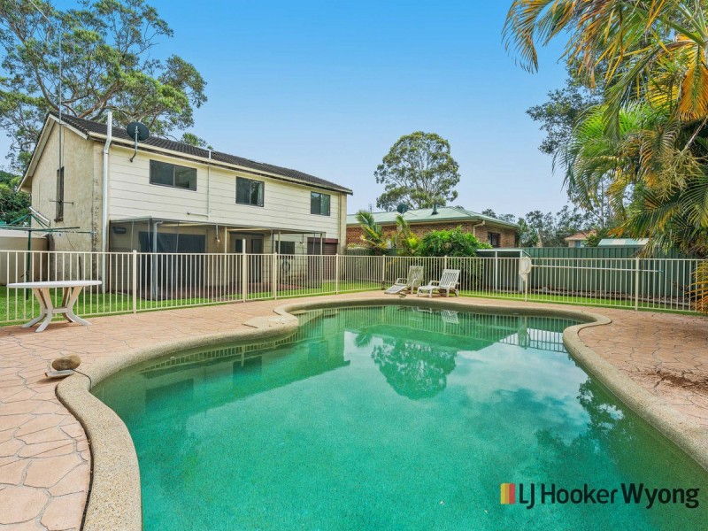 8 Raymond Street, Tacoma South NSW 2259