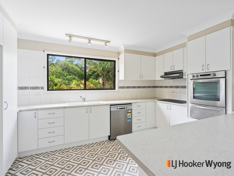 8 Raymond Street, Tacoma South NSW 2259