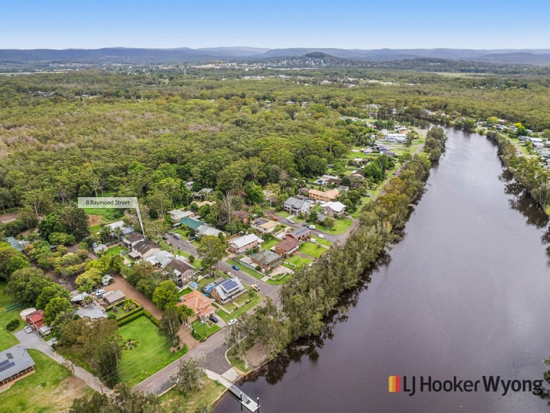 8 Raymond Street, Tacoma South NSW 2259