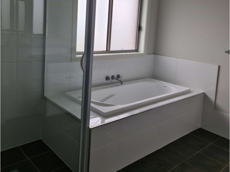 9 Wens Road, Woongarrah NSW 2259