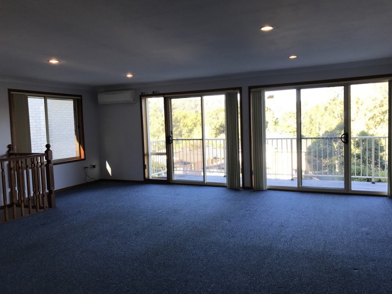 41 Robert Holl Drive, Ourimbah NSW 2258