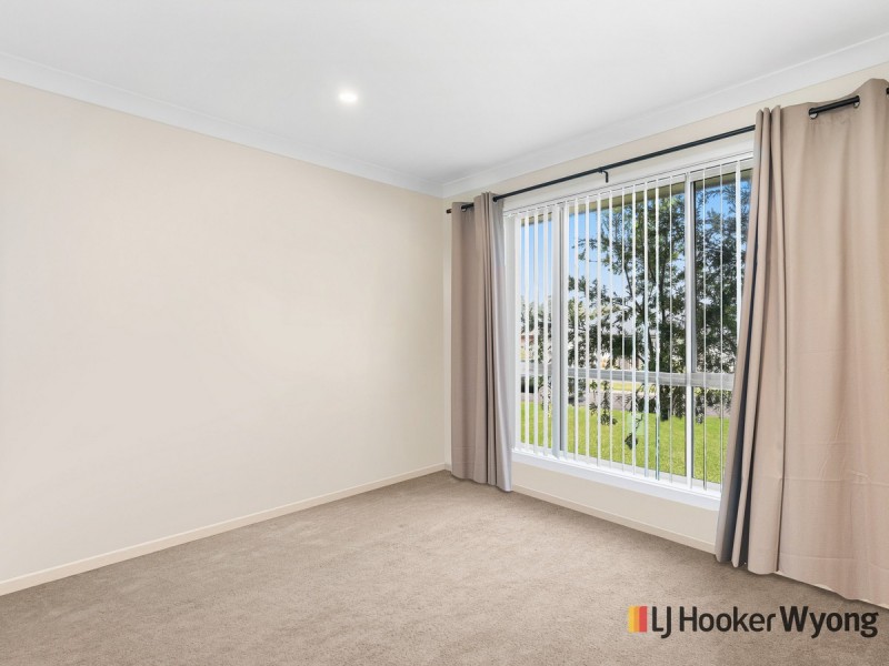 13 Salamander Road, Wadalba NSW 2259