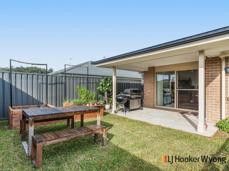 13 Salamander Road, Wadalba NSW 2259