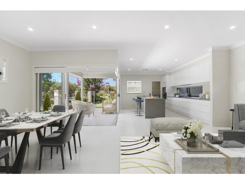 10 Irons Road, Wyong NSW 2259