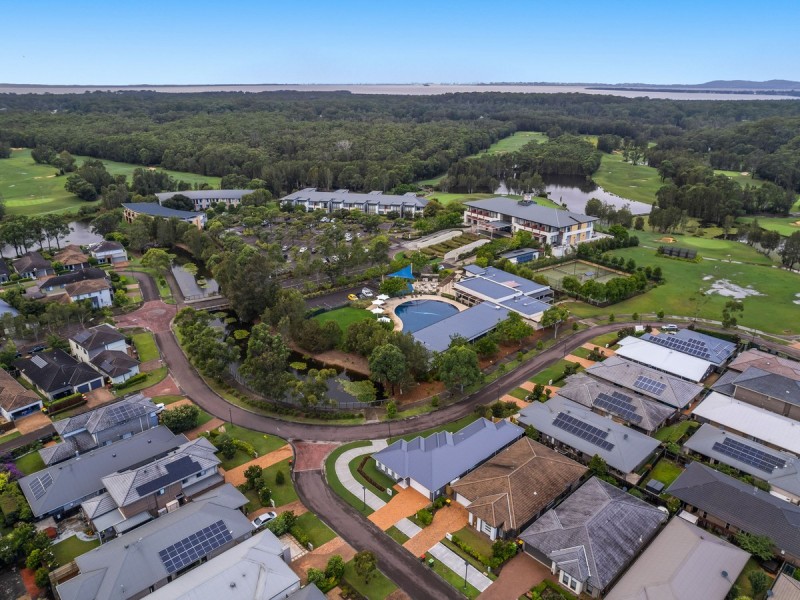 10 Irons Road, Wyong NSW 2259