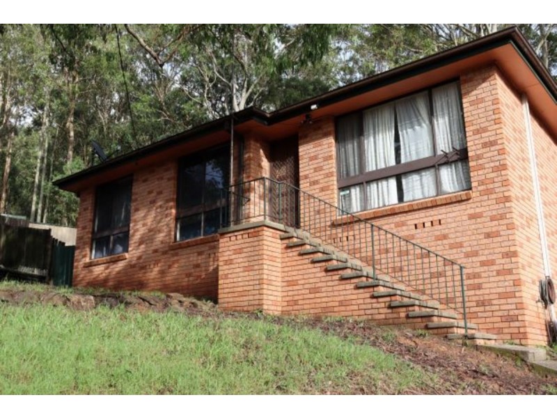 11 Cohen Street, Wyong NSW 2259