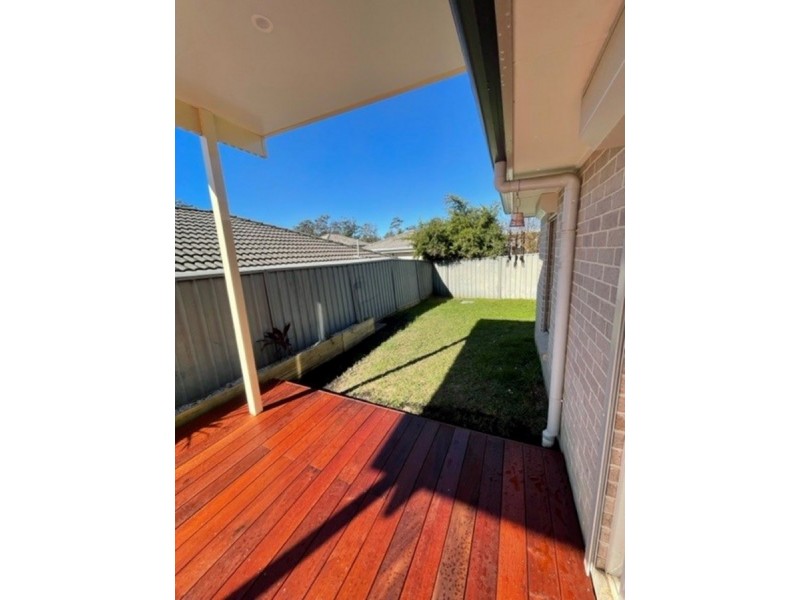 85 Clydesdale Street, Wadalba NSW 2259