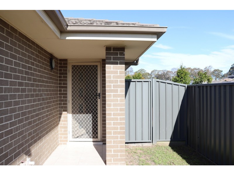 212b Johns Road, Wadalba NSW 2259