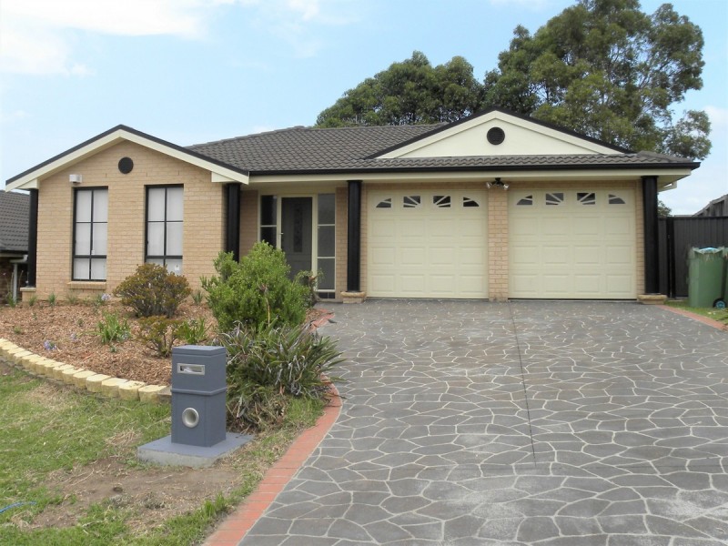 12 Riveroak Drive, Mardi NSW 2259