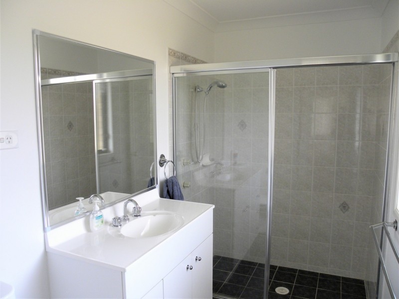 12 Riveroak Drive, Mardi NSW 2259