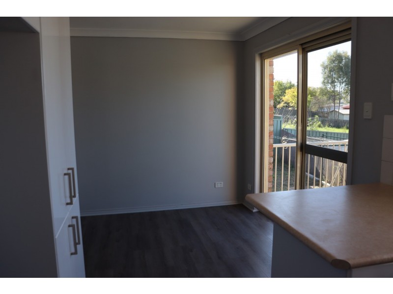 2/28 Hope Street, Wyong NSW 2259