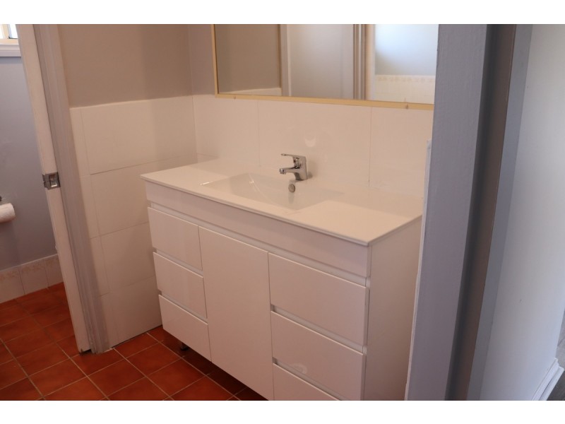 2/28 Hope Street, Wyong NSW 2259