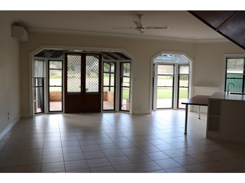 190 Pollock Avenue, Wyong NSW 2259