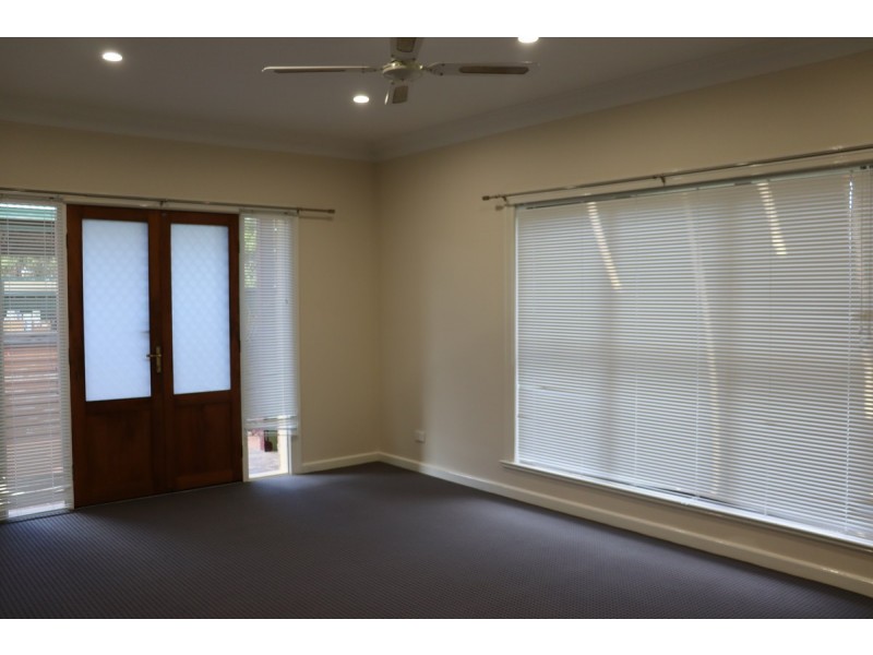 190 Pollock Avenue, Wyong NSW 2259