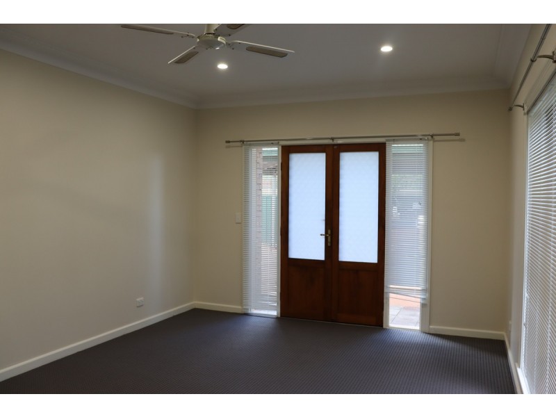 190 Pollock Avenue, Wyong NSW 2259