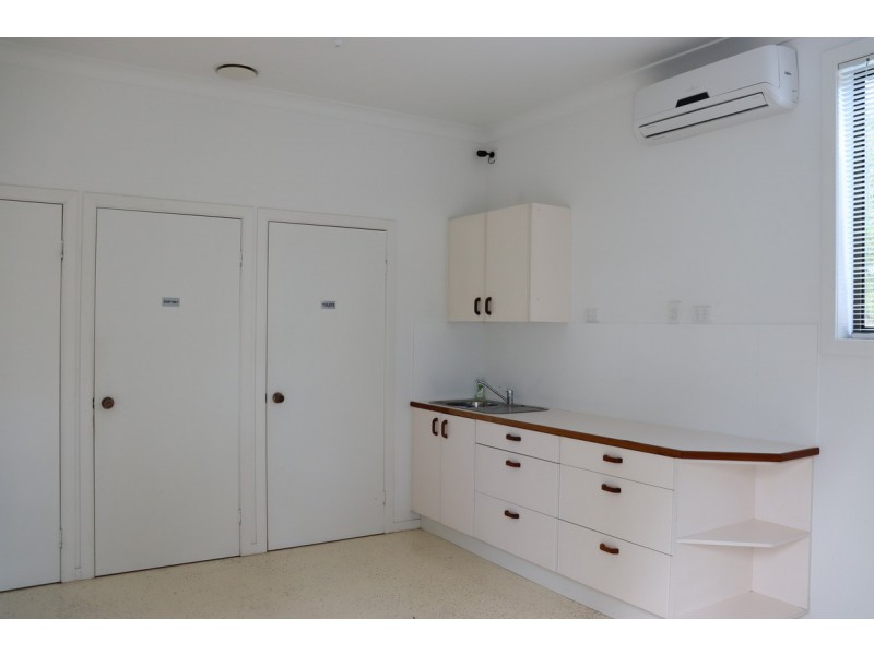 190 Pollock Avenue, Wyong NSW 2259