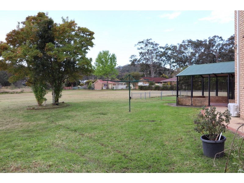 190 Pollock Avenue, Wyong NSW 2259