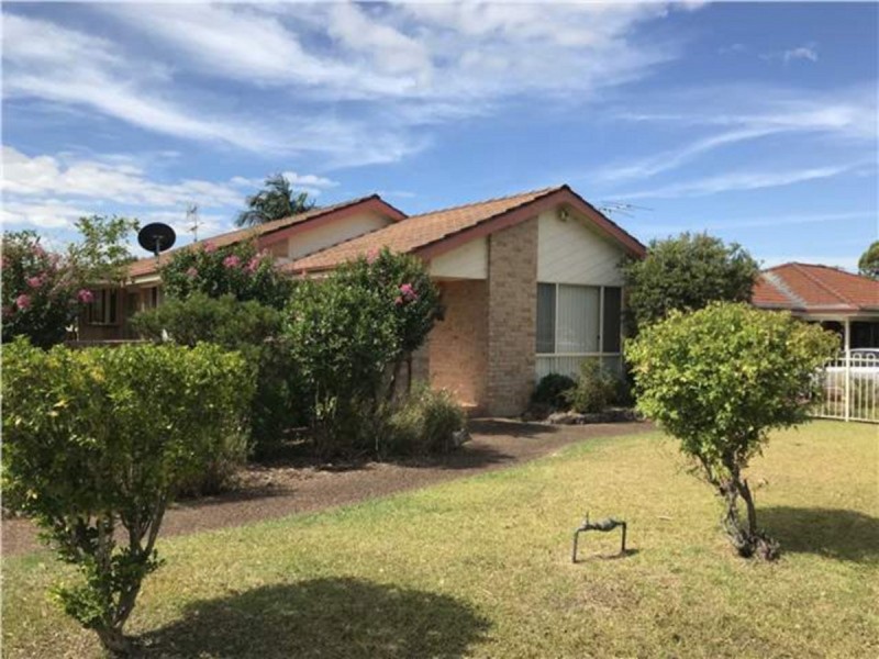 12 Friendship Place, Watanobbi NSW 2259