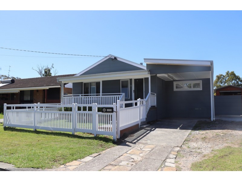 9 Dalton Avenue, Kanwal NSW 2259