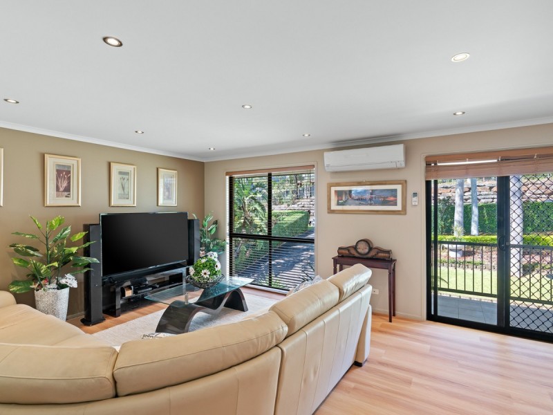 265 Johns Road, Wadalba NSW 2259