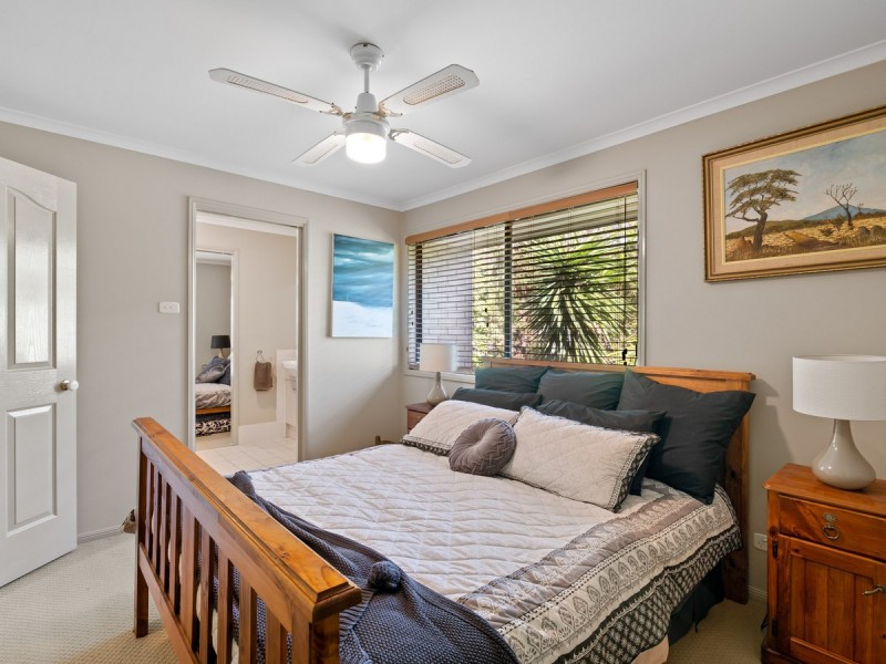 265 Johns Road, Wadalba NSW 2259