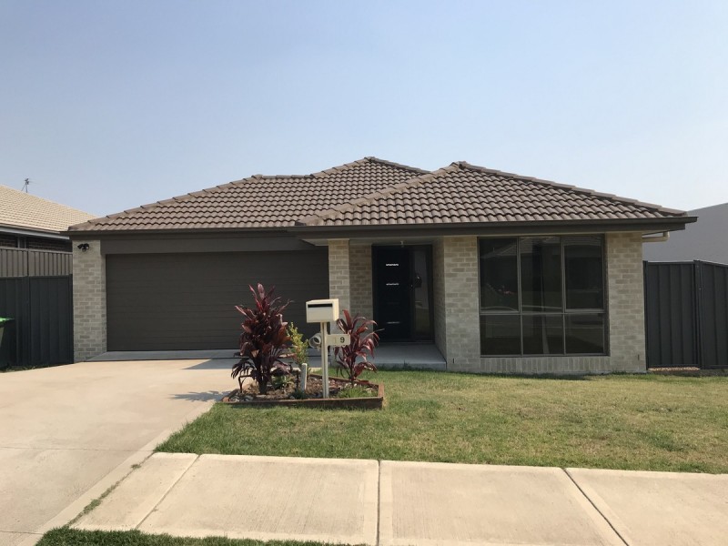 19 Clydesdale Street, Wadalba NSW 2259