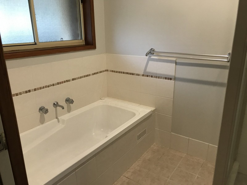 41 Robert Holl Drive, Ourimbah NSW 2258