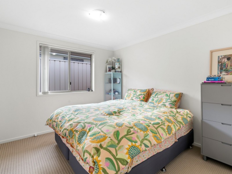19 Regatta Way, Summerland Point NSW 2259