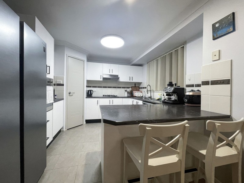 11 Greenhaven Circuit, Woongarrah NSW 2259