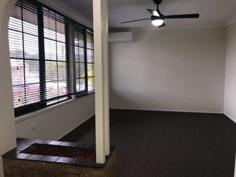 12 Peta Close, Bateau Bay NSW 2261