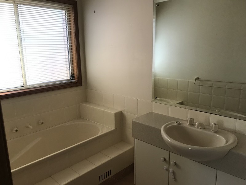 120 Woodbury Park Drive, Mardi NSW 2259