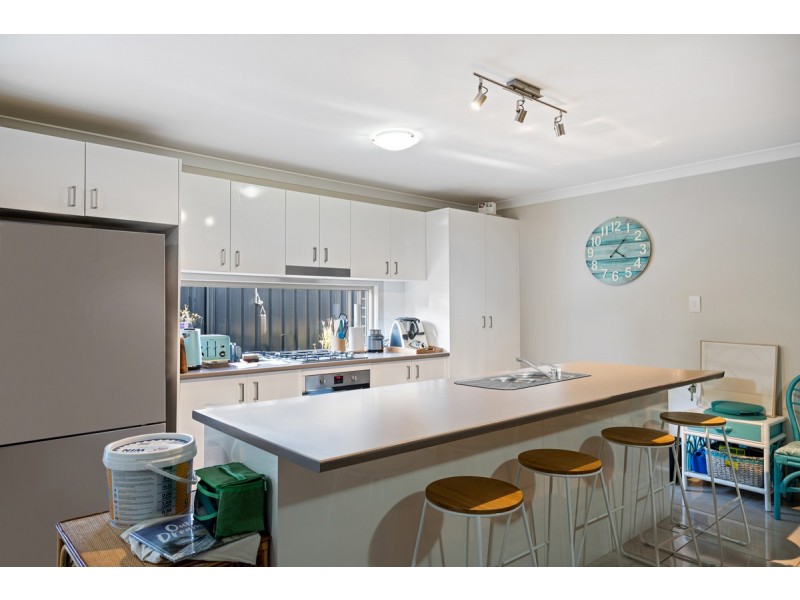 3 Creswell Street, Wadalba NSW 2259