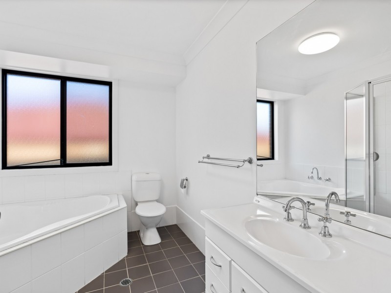 11 Peppercorn Avenue, Woongarrah NSW 2259