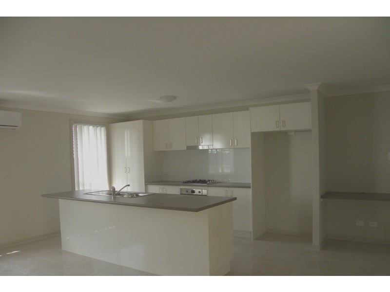 38 Melbourne Road, Wadalba NSW 2259