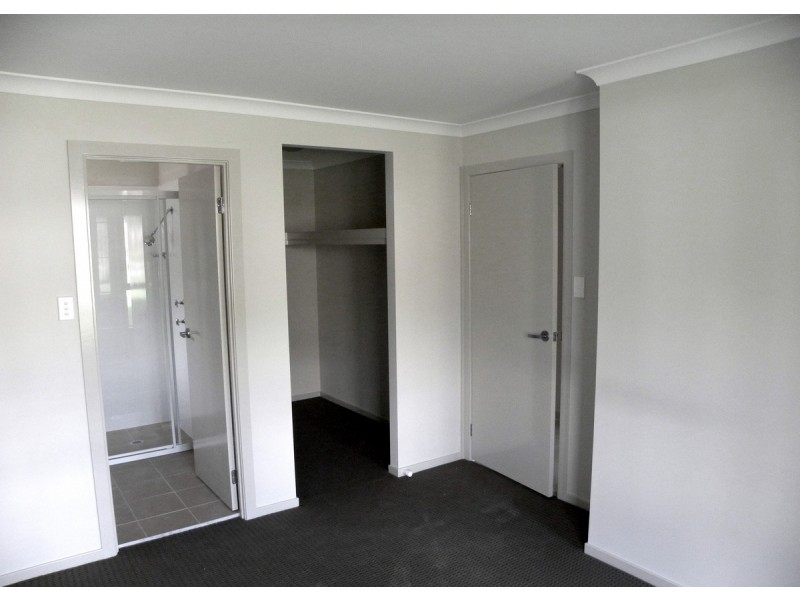 38 Melbourne Road, Wadalba NSW 2259