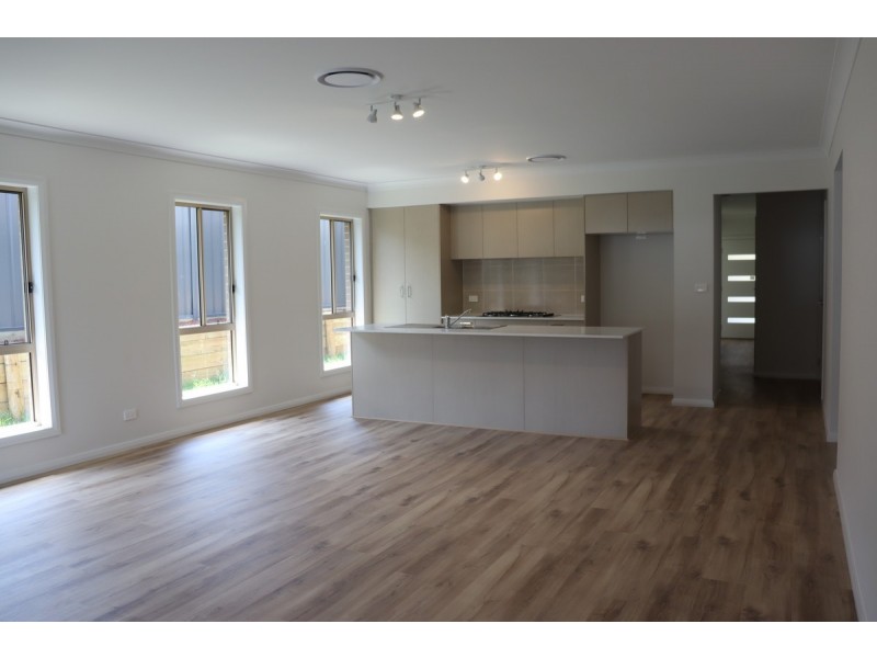 40 Childers Circuit, Wadalba NSW 2259