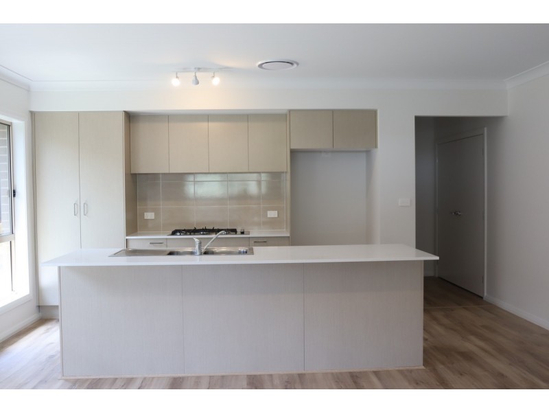 40 Childers Circuit, Wadalba NSW 2259