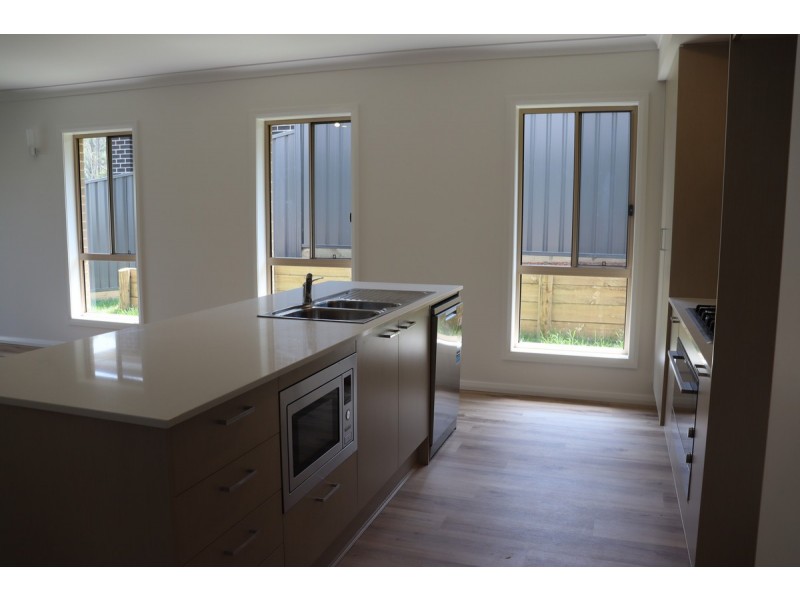 40 Childers Circuit, Wadalba NSW 2259