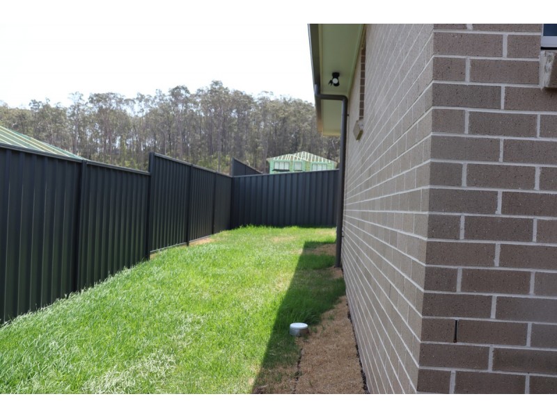 40 Childers Circuit, Wadalba NSW 2259