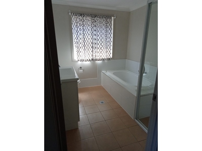 30 Noble Court, Woongarrah NSW 2259