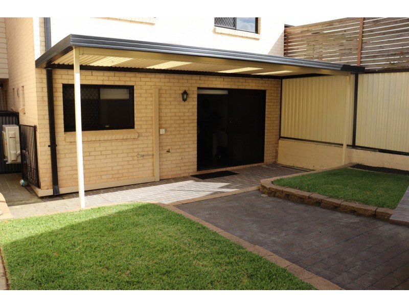 3/4 Heron Close, Watanobbi NSW 2259