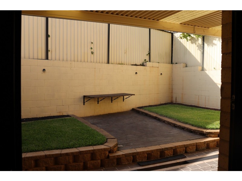 3/4 Heron Close, Watanobbi NSW 2259