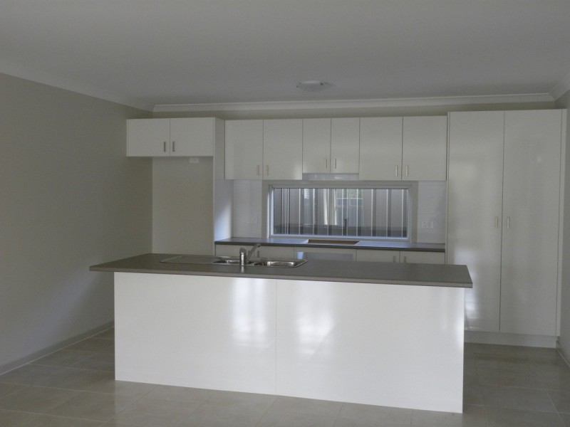4 Mick Street, Wadalba NSW 2259
