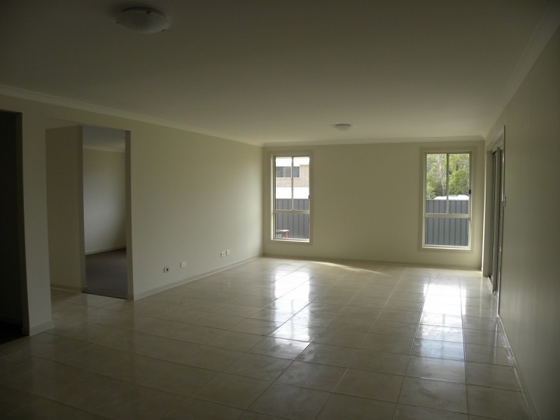 4 Mick Street, Wadalba NSW 2259