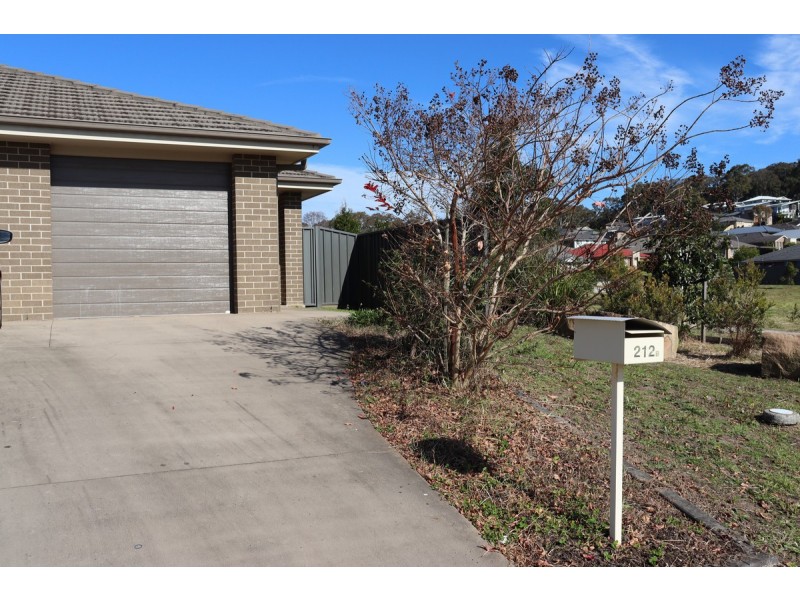 212b Johns Road, Wadalba NSW 2259