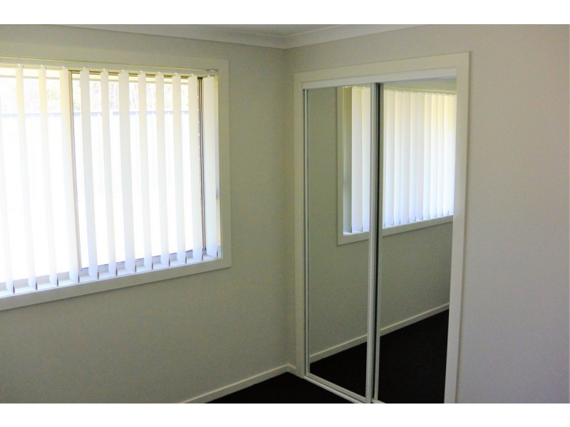 9 Van Stappen Road, Wadalba NSW 2259